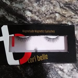 Tori belle magnetic eye lashes